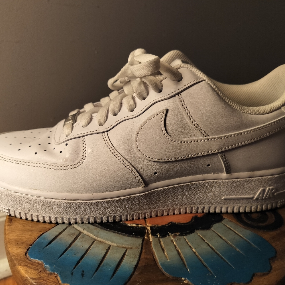 Nike Air Force 1 '07 Low Triple White- Size 10 Men’s Cw2288-111